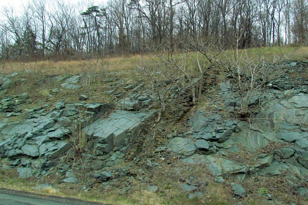rocky cut along I-64