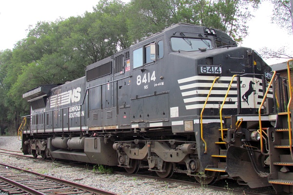 NS 8414 locomotive 