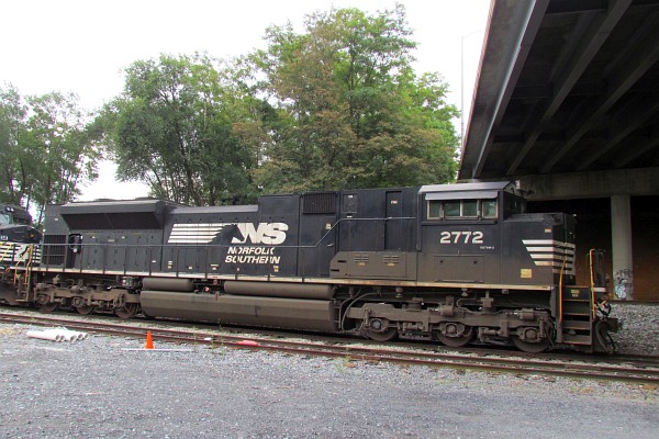 NS 2772 locomotive in Harrisonburg, VA